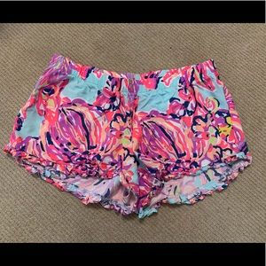 Lilly Pulitzer shorts size XS